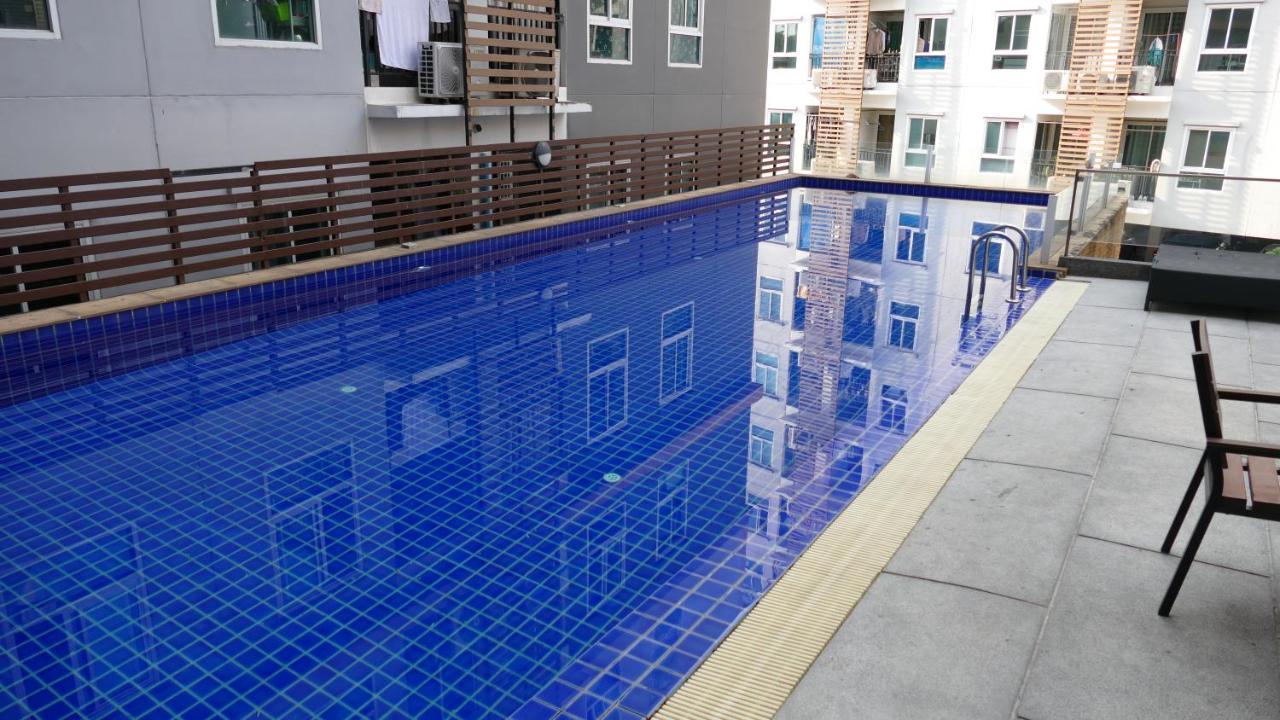Sundowner Sukhumvit Lägenhet Bangkok Exteriör bild